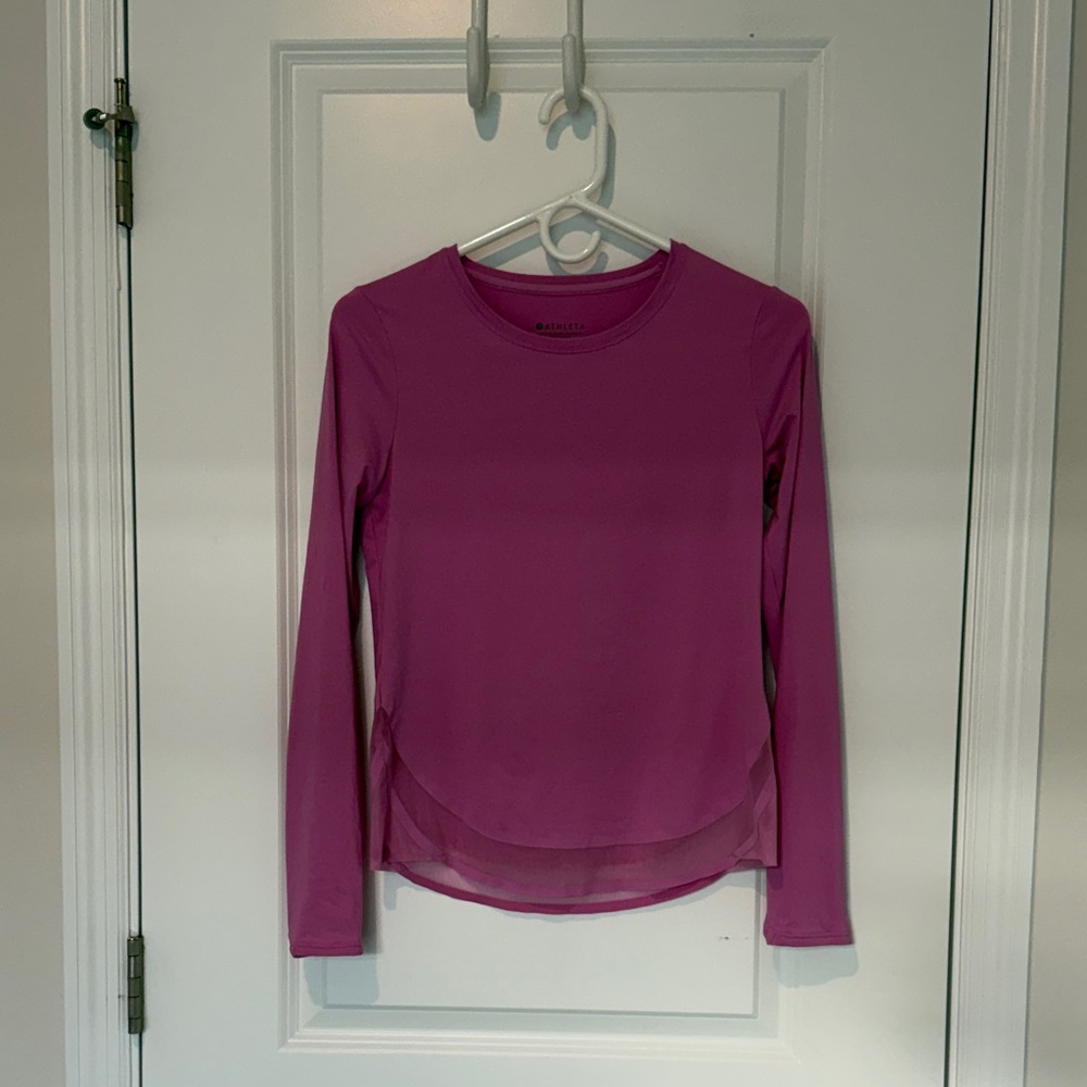 Athleta Long Sleeve XXS Layered Hem Top - Magenta. Like new.
